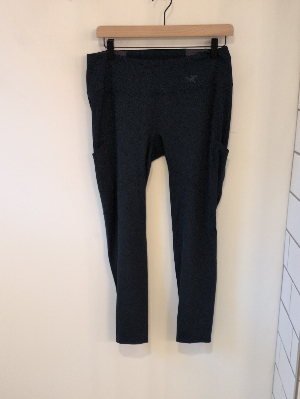 Arc'teryx Women's Oriel Leggings Teal Green Size Large Gorpcore Granola Hiking